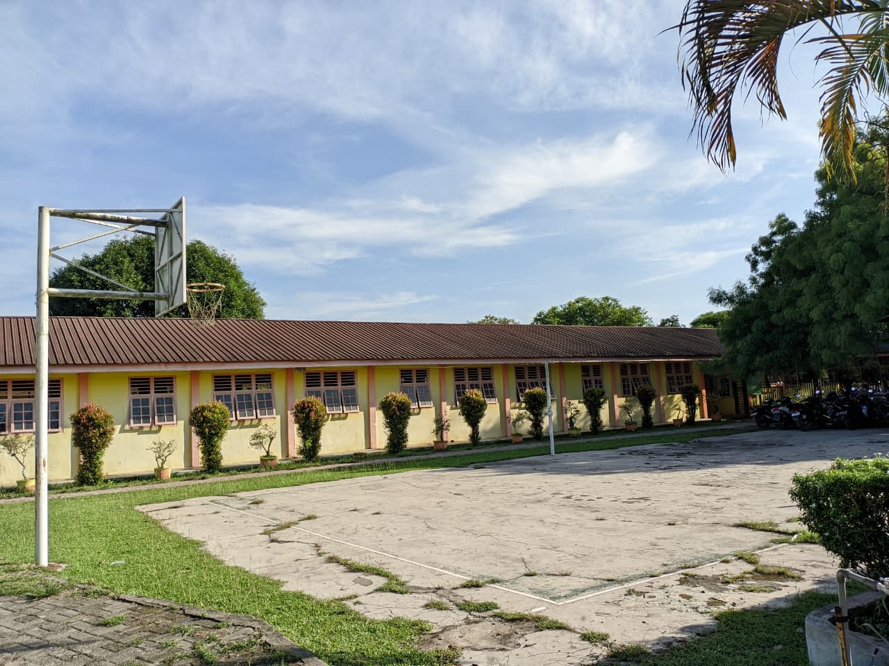 Lapangan Basket SMP YAPEKSI
